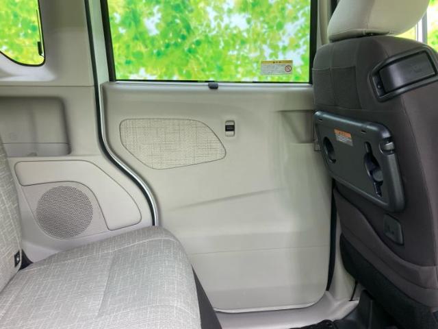 WECARSでは各商談席に大型モニターをご用意しております！見やすい大画面でゆったりと全国の在庫をご覧いただけます！是非ご来店お待ちしております！