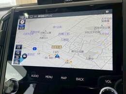 純正8型ナビ装備！！フルセグTV　CD　DVD再生　Bluetooth搭載！！
