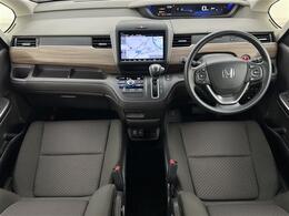 【インパネ全体】全方位で視界が広く、高い目線で運転もしやすいです！