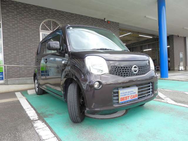 ☆4WD☆ナビ☆CD・DVD再生☆シートヒーター☆キーレス☆禁煙車☆盗難防止装置☆スタッドレスタイヤアルミホイール付☆