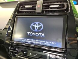 【大画面ナビ】人気の大型9インチナビを装備。存在感のある大画面はインパクト大！ナビ利用時のマップ表示は見やすく、テレビやDVDは臨場感がアップ！いつものドライブがグッと楽しくなります♪