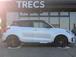 ハスラーやジムニーのカスタムで人気の「DAMD（ダムド）」のカスタムが出来ます！好きなグレード・色のクルマに、お気軽なフェイスチェンジからフルコンプリートまで！新車・カスタム全部おまかせください(^^)