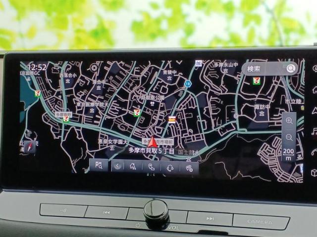WECARSの店舗にはキッズコーナーがございます！お子様連れのお客様もごゆっくり車選びをお楽しみいただける空間です！