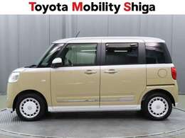 狭い場所でも乗り降りしやすいスライドドア車です。隣の車にストレスを感じず乗り降りできますよ♪