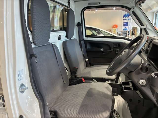 ☆【無料査定】お車の乗り換えをお考えの方、下取・買取は他社に負けません！査定はもちろん無料で行っておりますので、ぜひお気軽にご相談くださいませ！