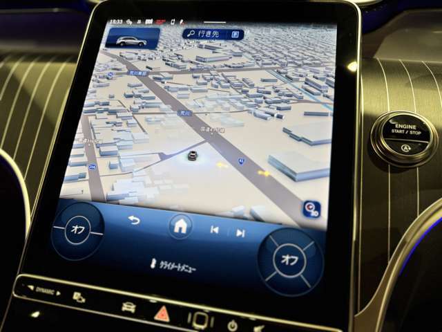【360℃カメラシステム】自車を上方から見下ろしているかのような仮想映像がディスプレイに映しだされます。全周囲の画像が映し出されるので、細い道への進入時や、狭い場所での駐車時に役立ちます☆
