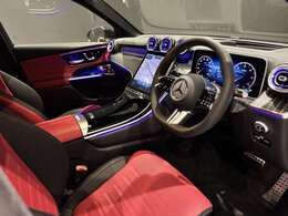 【PRE-SAFE】急ブレーキや危険なステアリング操作等を感知したときに、乗員の安全性を向上させる動作をします。