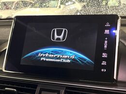 【メーカー純正ナビ】インテリアに溶け込むスタイリッシュな「専用設計」メーカーナビを装備♪視認性や操作性など基本性能にも優れ、より上質なカーライフをお楽しみいただけます。