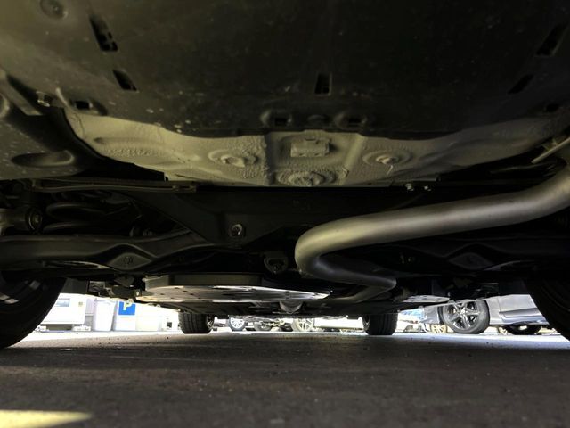 下回りがきれいなうちに、防錆加工の施工がオススメ。降雪地域はもちろん、沿岸部にお住いの方や、趣味でマリン・ウィンタースポーツをされる方にご好評いただいております。