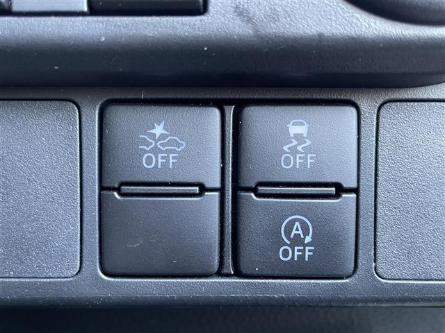 こちら運転席周りの操作部分・装備の写真になります。各部しっかり動作の確認をしておりますので、ご安心だくさい。また、第三者機関の鑑 定書もありますので、そちらも併せて、ご確認いただければ幸いです！