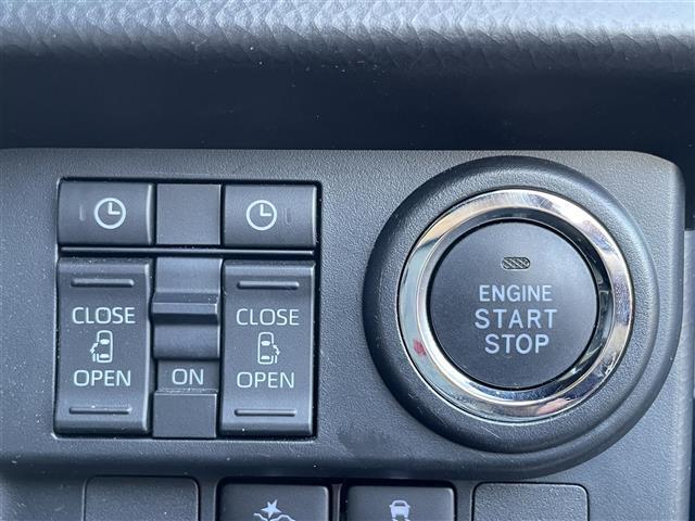 こちら運転席周りの操作部分・装備の写真になります。各部しっかり動作の確認をしておりますので、ご安心だくさい。また、第三者機関の鑑 定書もありますので、そちらも併せて、ご確認いただければ幸いです！