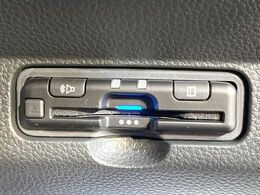 【ETC】高速道路の料金所をストレスなく通過！話題のスポットやサービスエリアに多い「スマートIC」利用時は必須のアイテムです。当店でセットアップを実施、ご納車当日からすぐにご利用いただけます！