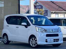 軽自動車ながら後席の足元や頭上空間が広く、乗り降りしやすい点にあります。荷室も開口部が大きく、後席をスライド・倒すことで買い物や旅行の荷物もしっかり積載可能です。