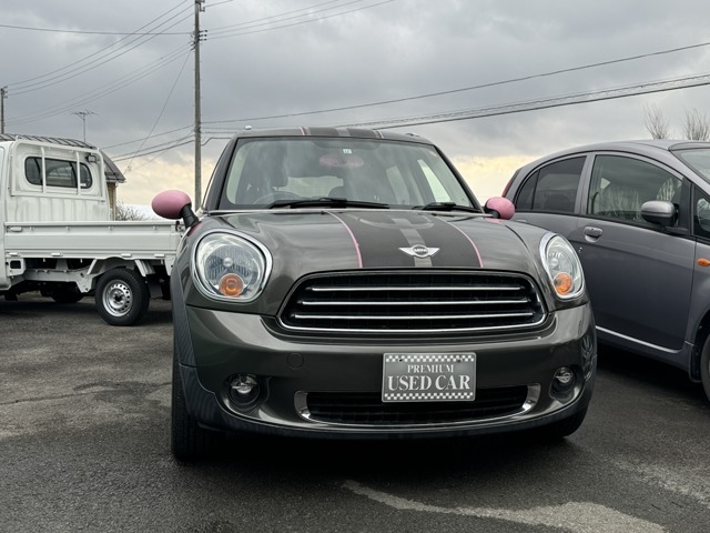 写真ではわかりずらい車両状態もお電話いただければ実車を確認しながらご説明させて頂きますのでご連絡下さい！