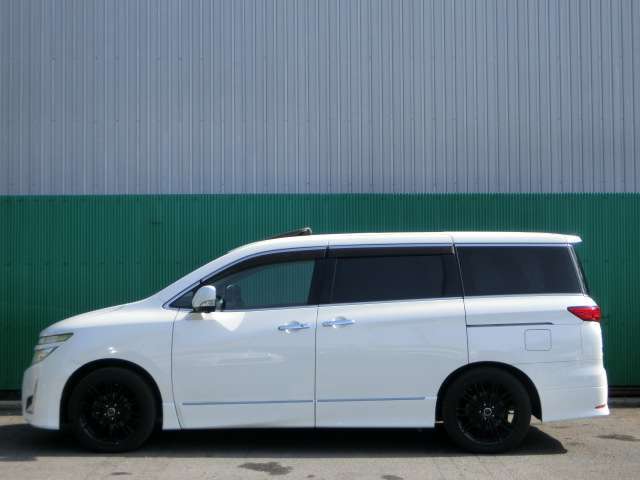 ☆左サイドビュー☆お近くにお住まいの方は一度現車確認に是非ご来店を♪☆