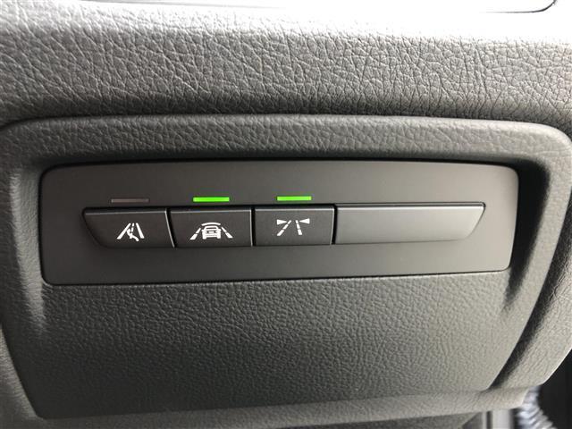 【運転席操作部】快適なドライブを楽しむための機能が装備されています！運転席から触れるので、使いやすいです！除菌プランいれていただくと、さらに清潔で安心していただけます！