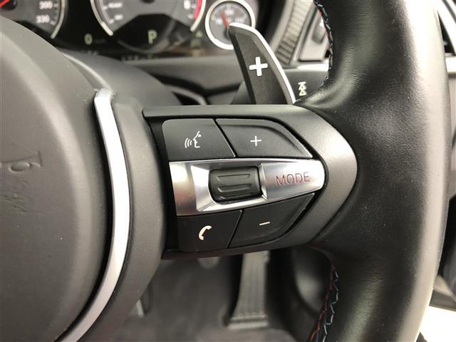 【運転席操作部】快適なドライブを楽しむための機能が装備されています！運転席から触れるので、使いやすいです！除菌プランいれていただくと、さらに清潔で安心していただけます！