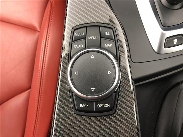 【運転席操作部】快適なドライブを楽しむための機能が装備されています！運転席から触れるので、使いやすいです！除菌プランいれていただくと、さらに清潔で安心していただけます！