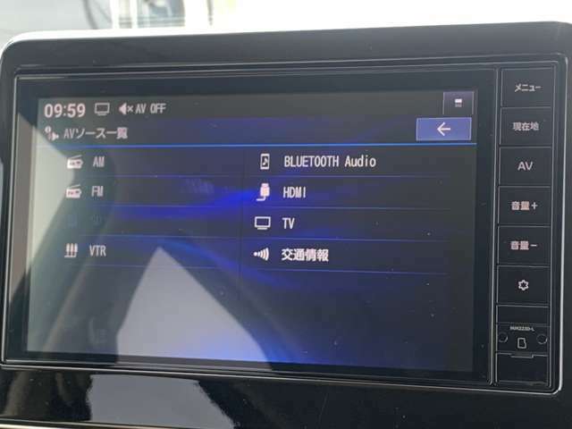 フルセグTVやBluetooth対応など豊富な機能でドライブも更に楽しくなります♪