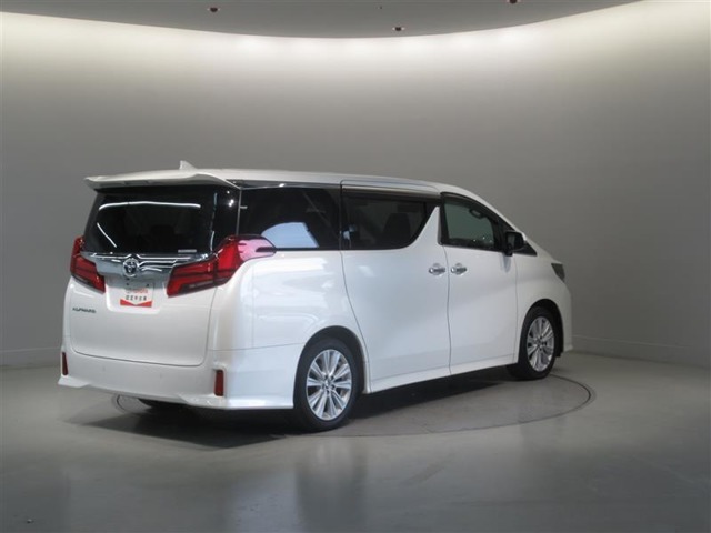 ご購入後のアフターサービスもお任せ下さい！　「全車1ヶ月無料点検」付き！　愛知県下33店舗サービス工場ネットワークで、カーライフをサポートいたします！
