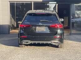 「認定中古車」は納車前整備がポイントです。メルセデス・ベンツの定める厳しい基準をクリアしたお車のみご案内させて頂きます。納車前整備はメーカー規定に基づき自社工場で入念に行なわれます。