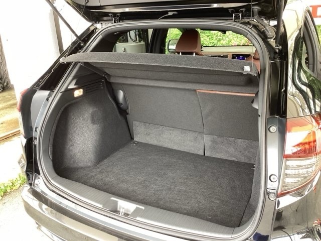 リアシートがあっても、しっかり荷物を積む事ができます。