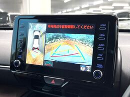 【パノラミックビューモニター】専用のカメラにより、上から見下ろしたような視点で360度クルマの周囲を確認することができます☆死角部分も確認しやすく、狭い場所での切り返しや駐車もスムーズに行えます。