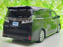 全国に店舗を展開しているのでどこでもお取り寄せが可能です！この車が気になるけど遠方だから・・・と諦める必要はありません！※別途陸送費が必要です。