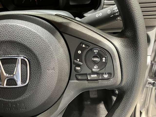 ☆安全装備・衝突軽減ブレーキ付のお車も多数ご用意しております☆詳しくは営業スタッフご相談下さいませ♪