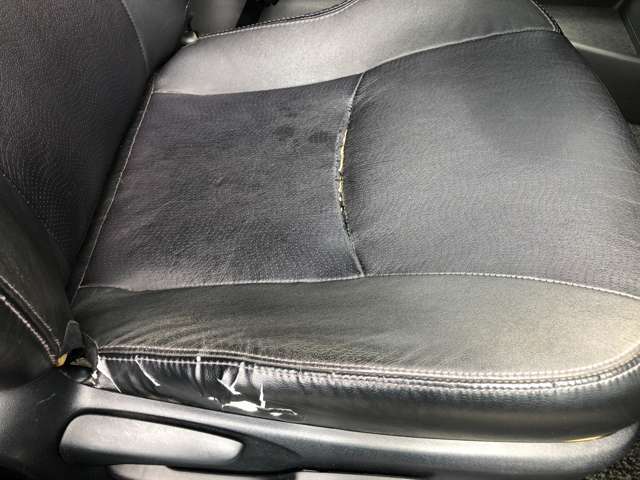 ルーフ、運転席シートの状態が良くないのでお安く掲載いたします。