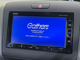 【純正ナビ】人気の純正ナビを装備。オーディオ機能も充実しており、Bluetooth接続すればお持ちのスマホやMP3プレイヤーの音楽を再生可能！毎日の運転がさらに楽しくなります！！