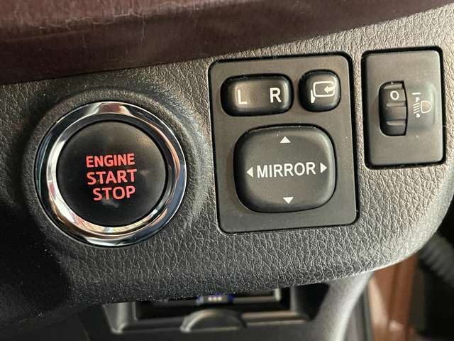お車の機能や安全装備に関して気になる方は、ぜひ一度ご来店ください！その場でスタッフがご説明可能です！