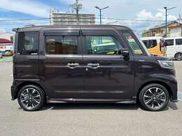 当店中古車は比較的状態の良い車を厳選しております。
