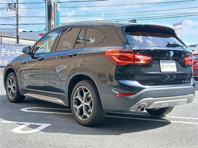 厳選されたBMW中古車が60台ほど展示されております。営業時間は10：00から18：00で年中無休（GW・お盆・年末年始を除く）で営業しております。