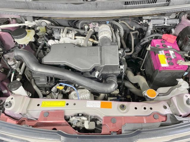 親切・丁寧な専門メカニックスタッフが応対！・車検・点検整備・事故等の修理などアフターサービスも安心。お車のカスタマイズもネクステージのサービススタッフまでご相談ください！