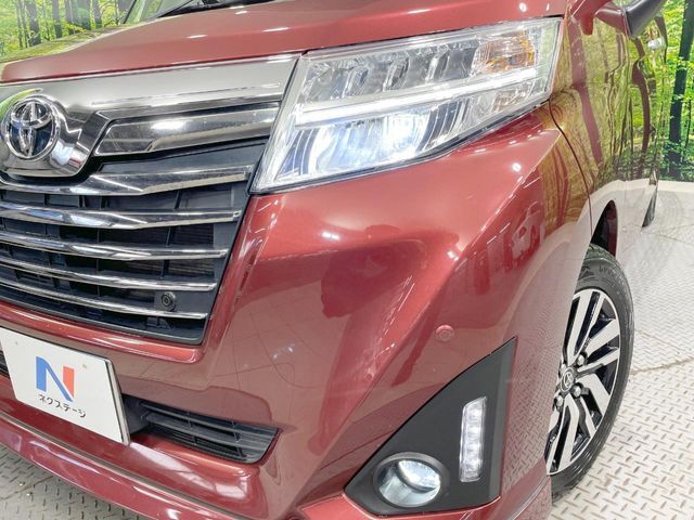 【LEDヘッドライト】悪天候や夜間走行時も良好な視界を確保し安心して運転できる高輝度LEDヘッドライトを装備！点灯速度が早く、消費電力も抑えられています。