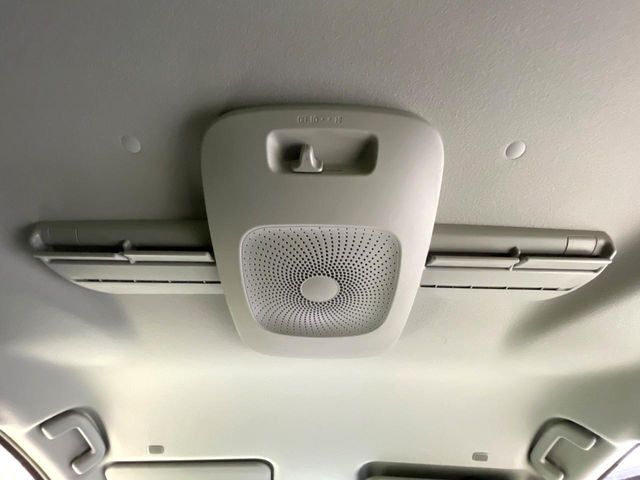【サーキュレーター】エアコンの風を後部座席まで届けてくれ、広い車内空間でも素早く快適な温度になります♪真夏や真冬に便利な機能です。