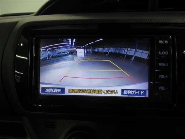 U-Carの販売だけでなく自動車保険、携帯電話の販売も行っております。