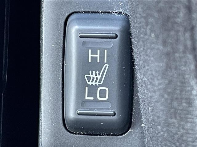 【シートヒーター】冬場などに大活躍！快適な運転をお楽しみ頂けます！