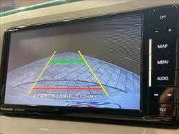 【バックカメラ】便利なバックカメラで安全確認もできます。駐車が苦手な方にもオススメな便利機能です。