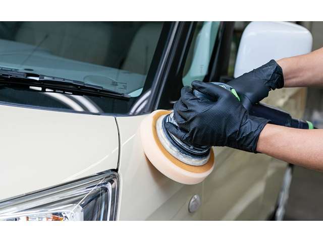 透き通るガラス被膜で1年に1回、新車に戻る新しいカーライフの形