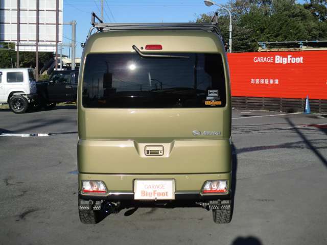 オートローンは金利3.9％～、最長120回までご利用いただけます。店頭にご来店いただかなくてもローンシミュレーションから仮審査まで可能ですので遠方のお客様もお気軽にご相談ください。