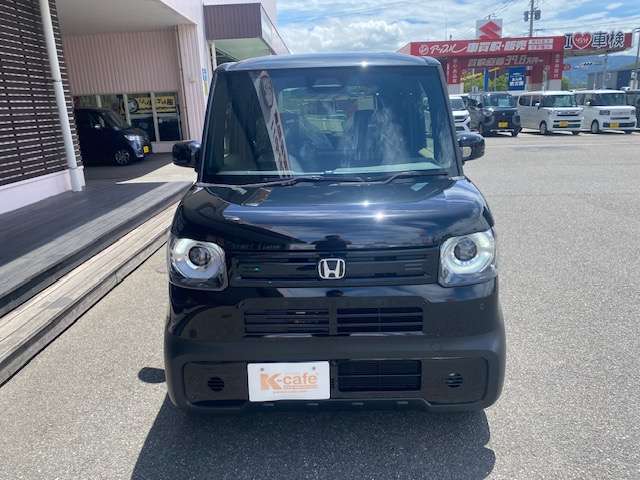 ケイカフェはオールメーカーのお車を取り揃えておりますので、1度のご来場でオールメーカーのお車を実際に見て比べていただくことが出来ます。試乗車も多数ご用意しておりますので、楽しく乗り比べしましょう！