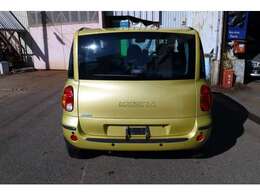 フィアットのMPV（マルチパーパスビークル：多用途車）、ムルティプラ（MULTIPLA）