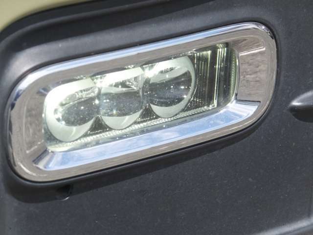 LEDフォグランプ(^_^)v