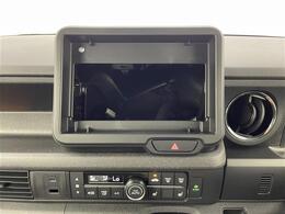 【運転席】座り心地が良いシートなので長時間の運転でも快適にお過ごしいただけます。新品のフロアマットのご注文も可能です。掲載箇所以外にご希望の写真がございましたらお気軽にお問い合わせ下さい。