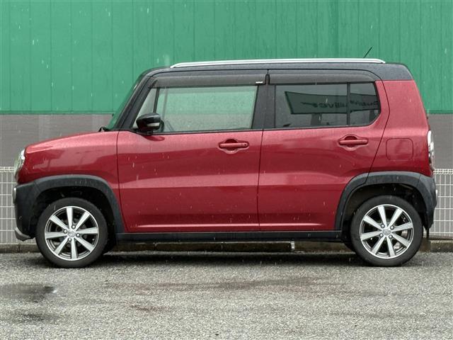 【左サイド】店舗にて現車の確認もいただけますので、お電話で在庫のご確認の上是非ご来店くださいませ！！！