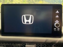 【9インチ　ホンダコネクトディスプレイ】視認性の高い大画面ディスプレイでナビの使用や、お持ちのスマートフォンと連携したbluetoothでの音楽再生が可能です♪