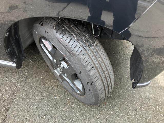 ブラック塗装の純正アルミホイール！【155/65R14】存在感があります★タイヤの溝も、まだまだ！