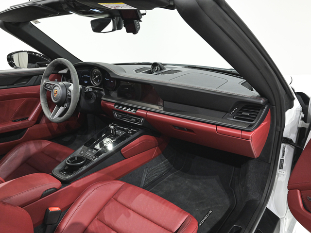 エクステンデッドマットカーボンインテリアパッケージ